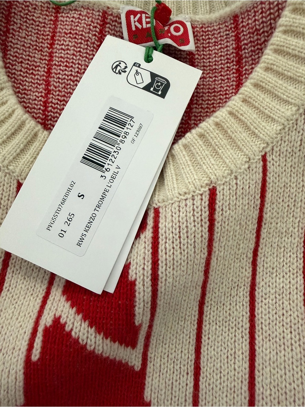 Kenzo White Knit Vest with Red Tie Graphic - Picture 5 of 7